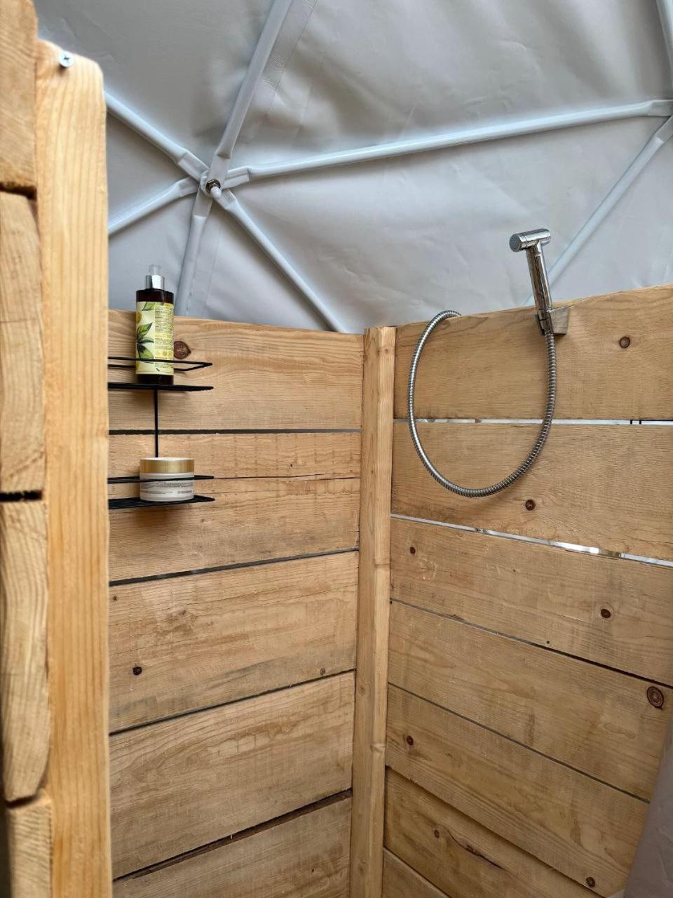 מלון רדוביצ'י Glamping Rose מראה חיצוני תמונה