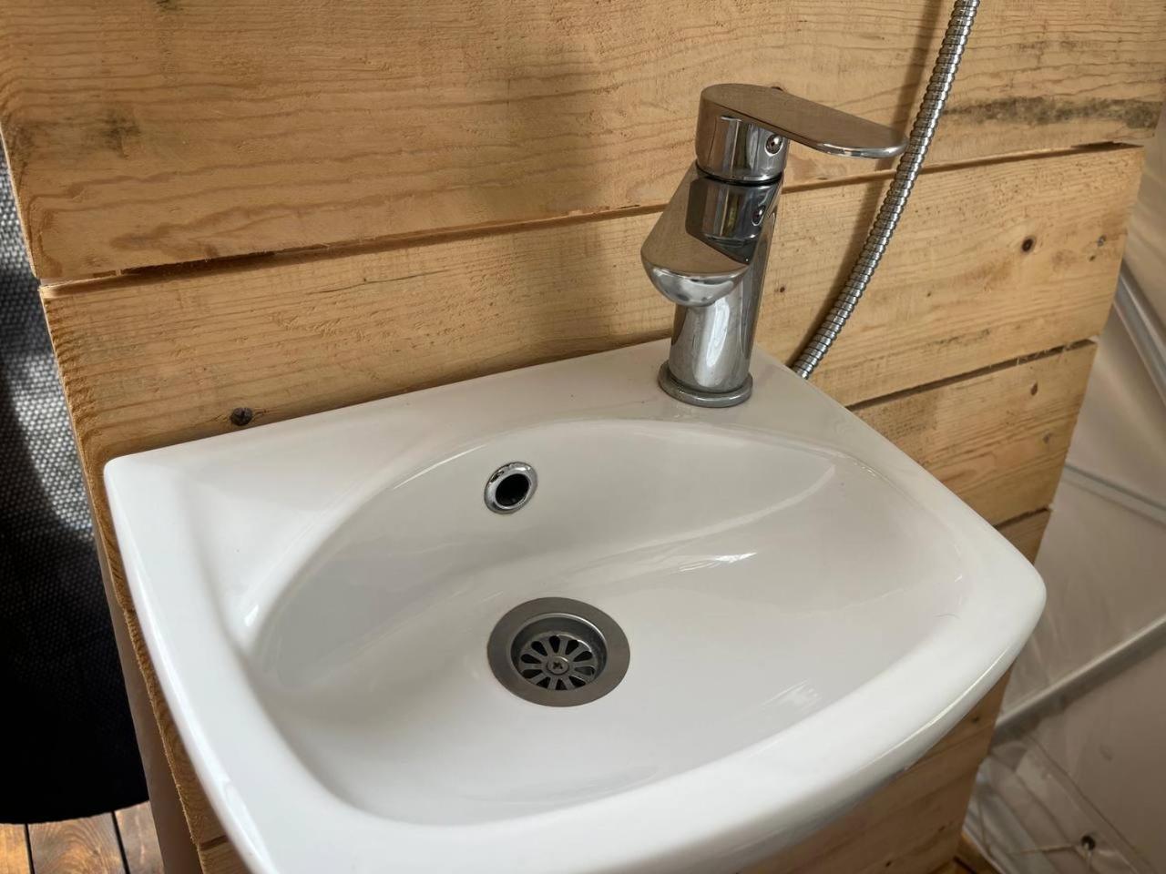 מלון רדוביצ'י Glamping Rose מראה חיצוני תמונה